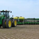 Фермерам выделили 413 тысяч тонн дизтоплива на проведение весенне-полевых работ