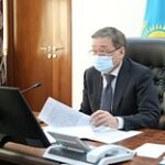 Сапархан Омаров провёл приём граждан по личным вопросам